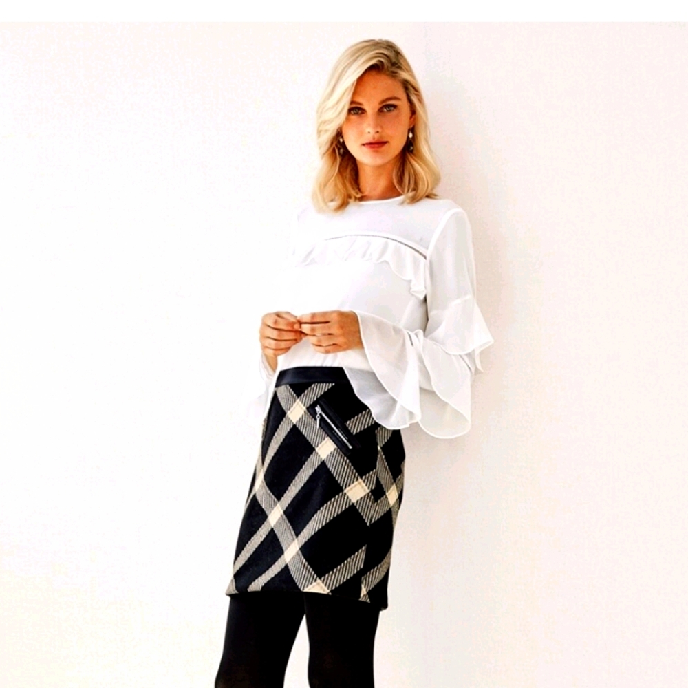 White House Black Market skirt